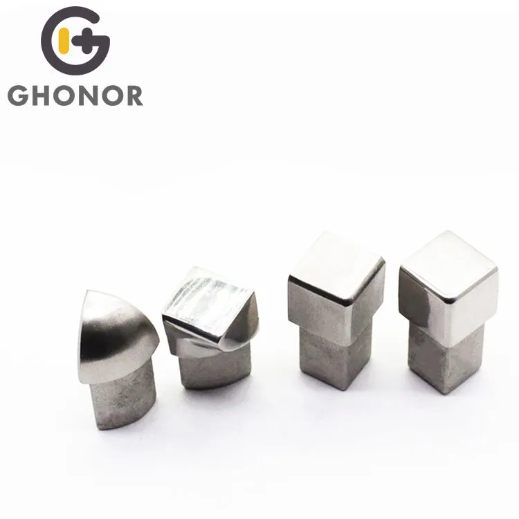 Mũ kết thúc trang trí bằng kim loại